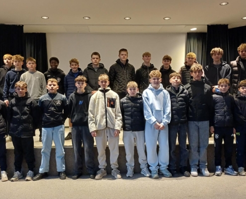 U15 und U17 der CFR vor ...
